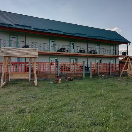 Білий Лебідь Pulemets Exteriér fotografie
